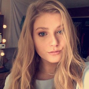 Meet your Posher, Hailey